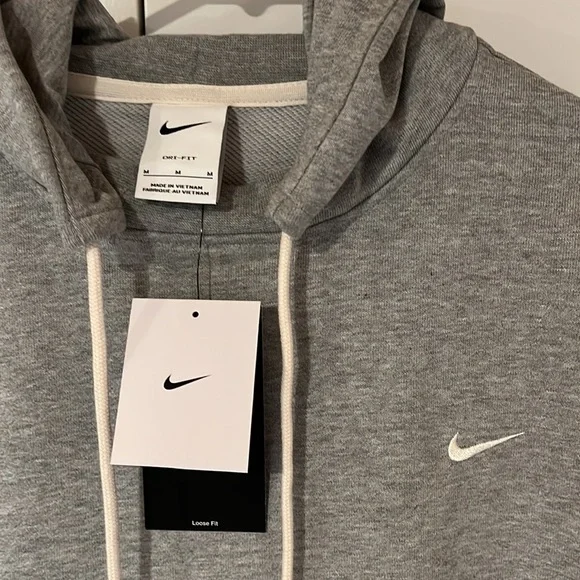 Nike Loose Fit Hoodie - Picture 2 of 6